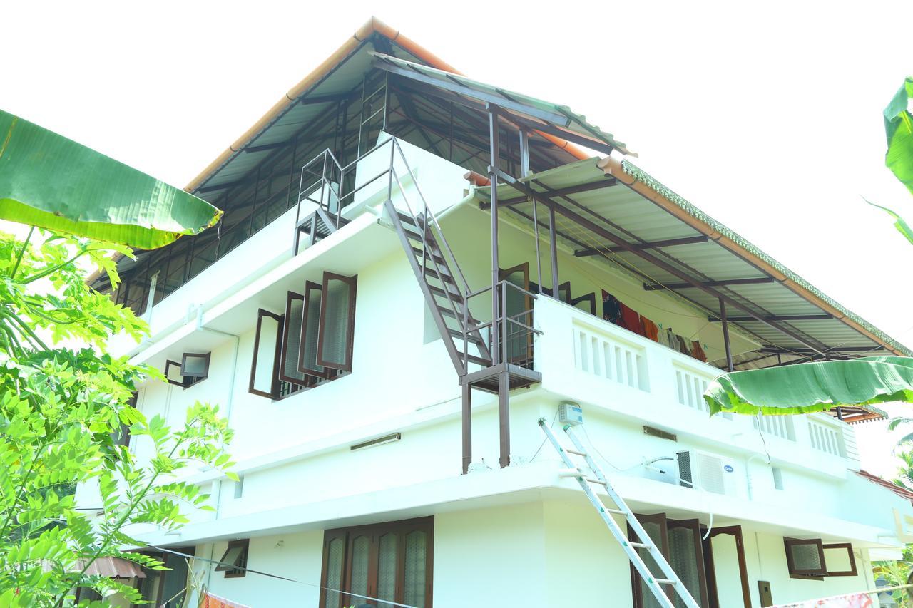 Manavalan House Bed and Breakfast Alwaye Eksteriør billede
